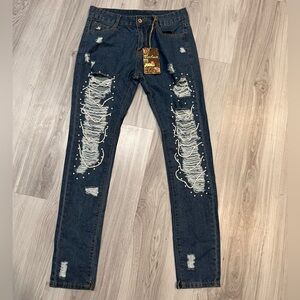 Women’s  Elegant‎ NWT Blue Jeans